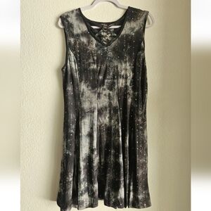 Cocomo Black & Gray Tie-Dye Midi Dress with V-Neck Lattice